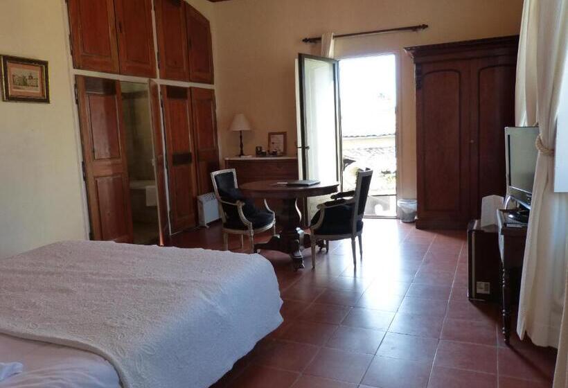 Номер Superior, Château D Arpaillargues   Teritoria