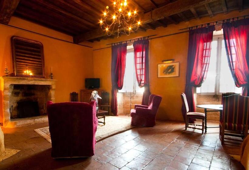 스위트, Château D Arpaillargues   Teritoria