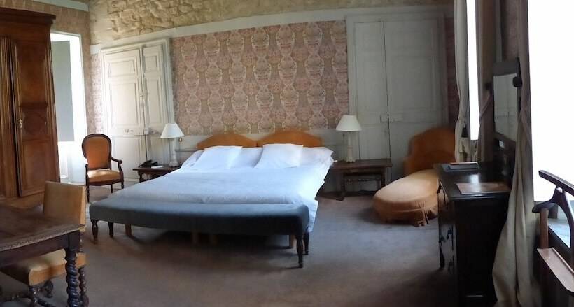 스위트, Château D Arpaillargues   Teritoria