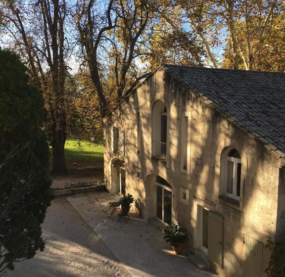 Номер Комфорт, Château Des Alpilles