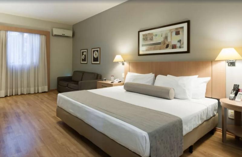 اتاق خانوادگی, De Brienne