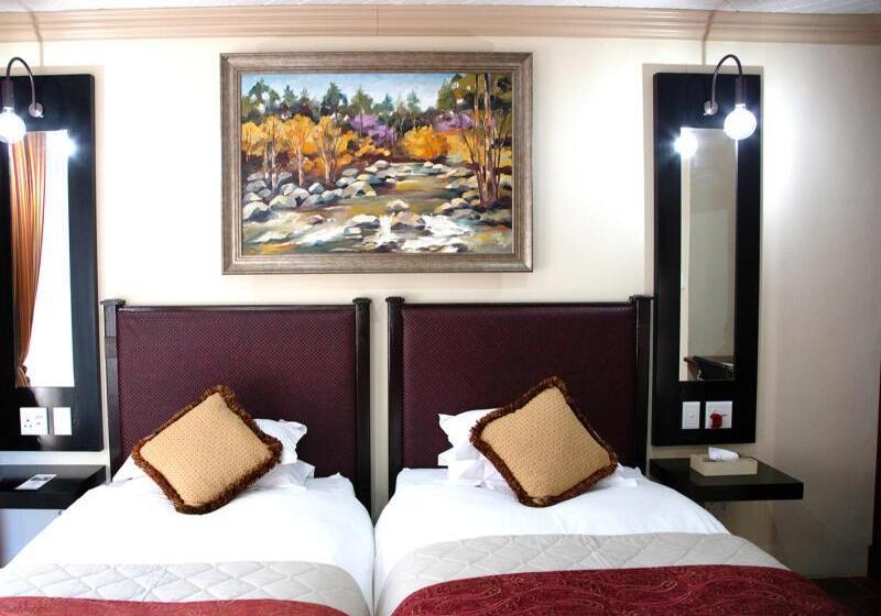 سوئیت جونیور با تراس, De Brienne