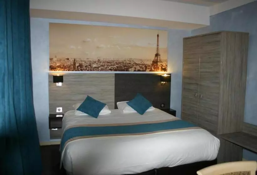 Habitación Estándar, Derby Eiffel