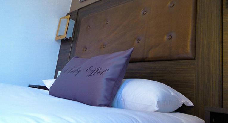 اتاق سوپریور, Derby Eiffel