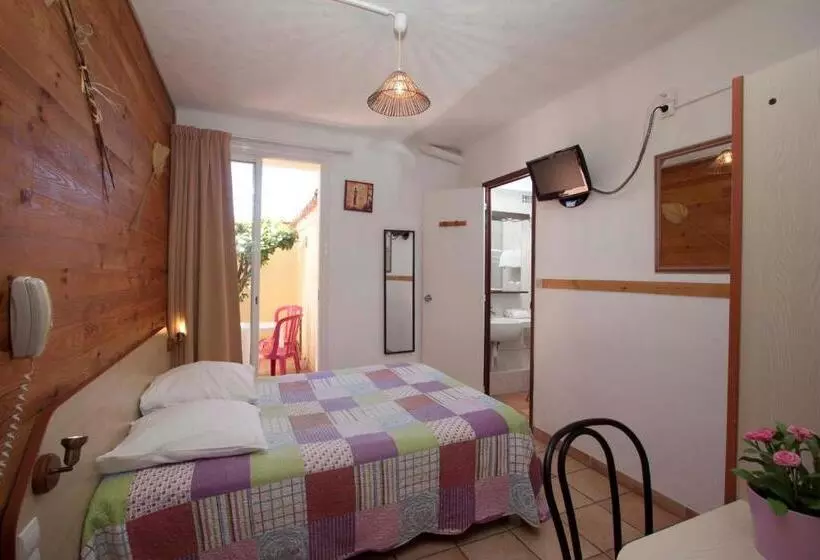 Standard-huone, Hôtel La Croix De Malte