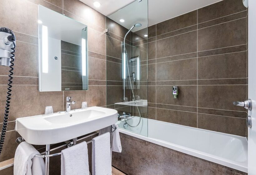 اتاق سوپریور, Hôtel Mercure Bourgenbresse