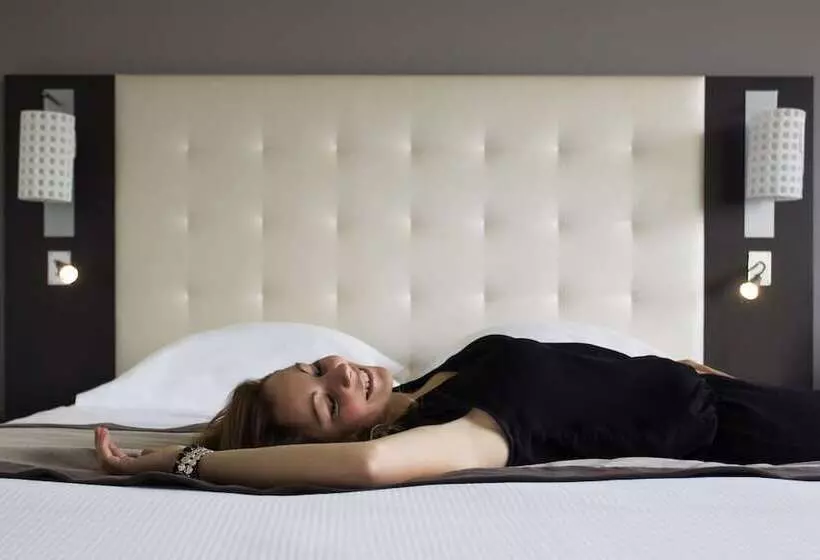 スーペリアールーム, Hôtel Mercure Bourgenbresse