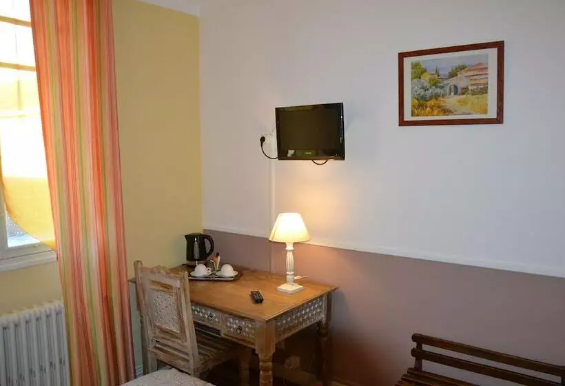 スタンダードルーム, Hôtel Restaurant Du Bearn