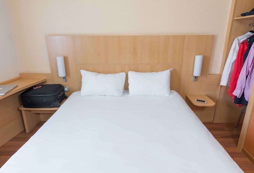 标准间带双人床, Ibis Dunkerque