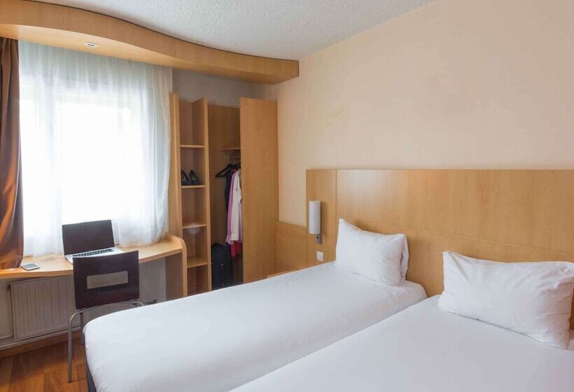 Номер Стандарт, Ibis Dunkerque