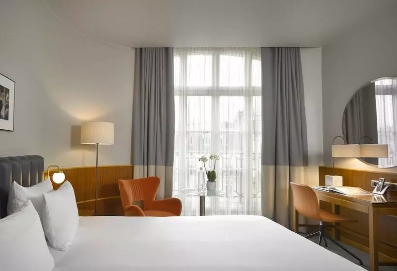 スタンダードシティビュールーム, Miiro Le Grand Hôtel Cayré
