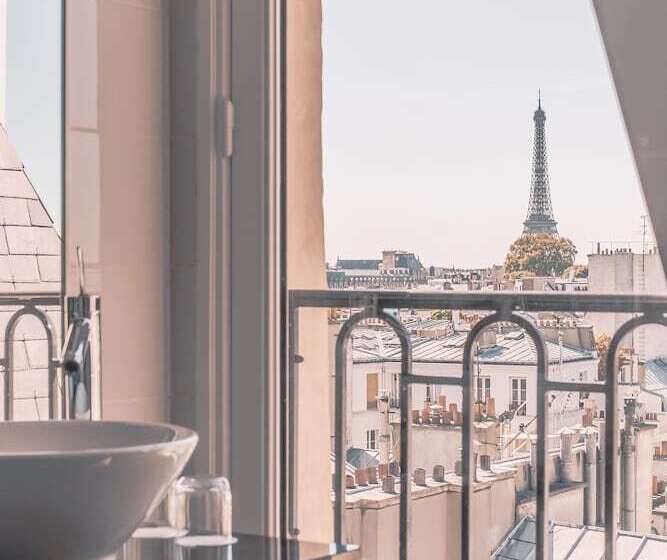 اتاق استاندارد با چشمانداز, Miiro Le Grand Hôtel Cayré