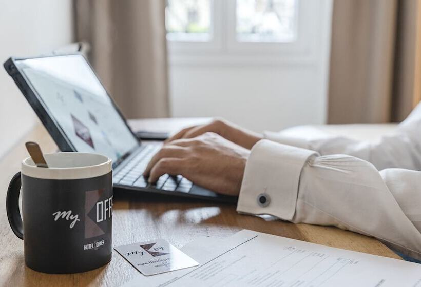 スタンダードシングルルーム, Korner Opera