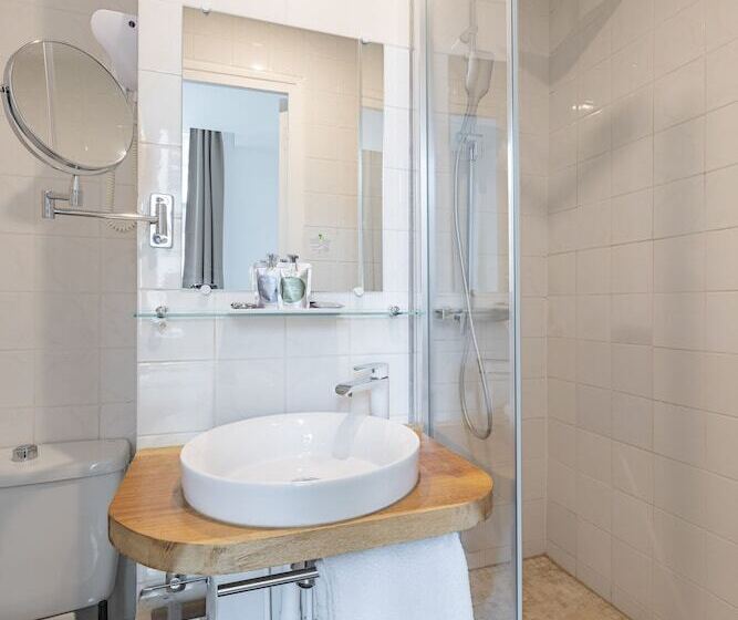 スタンダードルーム, Korner Opera