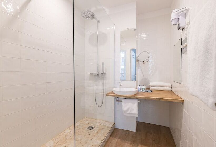 ファミリールーム, Korner Opera