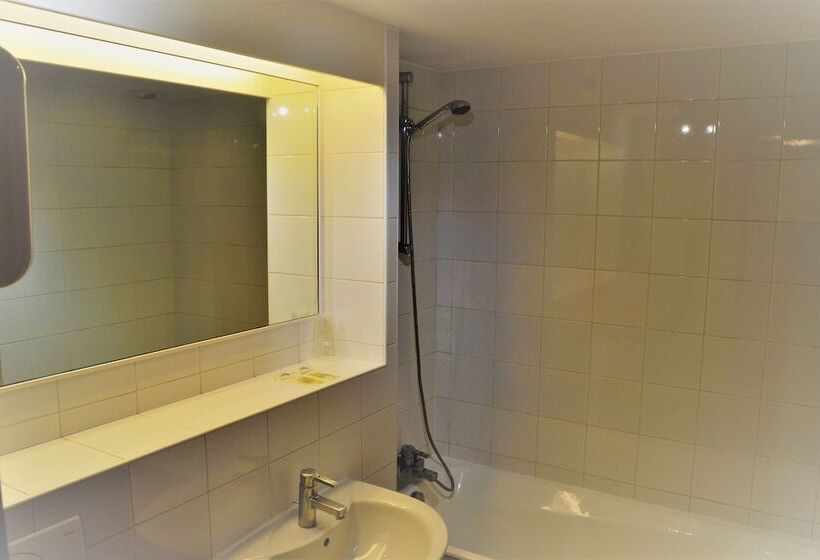 스탠다드 룸, Kyriad Creil   Chantilly Nord