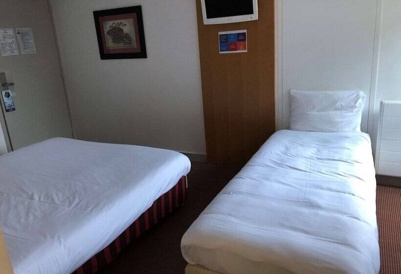 스탠다드 룸, Kyriad Creil   Chantilly Nord