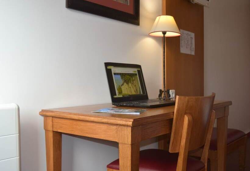 스탠다드 룸, Kyriad Creil   Chantilly Nord