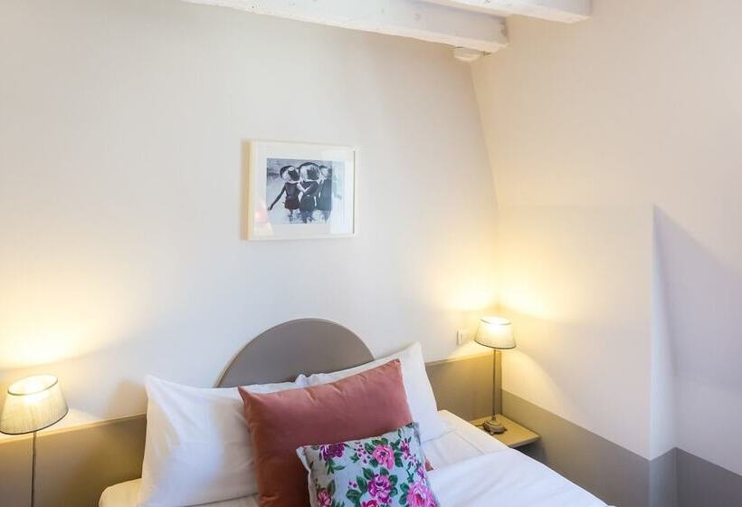 غرفة ديلوكس, L Adresse