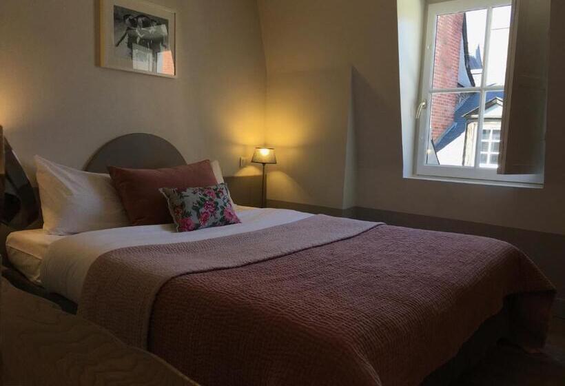 غرفة ديلوكس, L Adresse