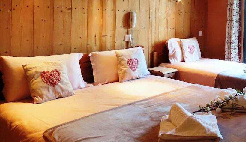 标准三人间, La Belle Etoile