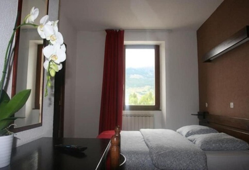 غرفة قياسية, La Portette