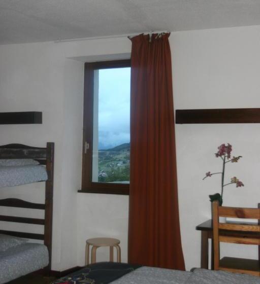 غرفة عائلية, La Portette