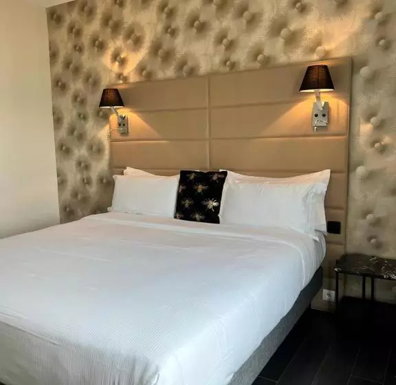 コンフォートルーム, Hôtel La Villa Cannes