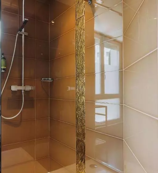 コンフォートルーム, Hôtel La Villa Cannes