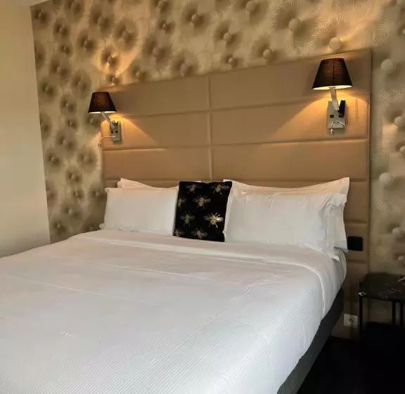 コンフォートルーム, Hôtel La Villa Cannes