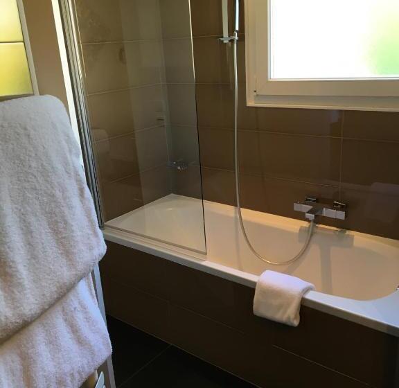 Номер Стандарт, Hôtel La Villa Cannes