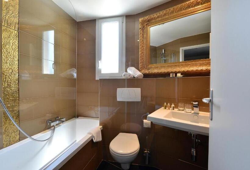 Номер Стандарт, Hôtel La Villa Cannes