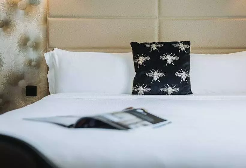 コンフォートルーム, Hôtel La Villa Cannes