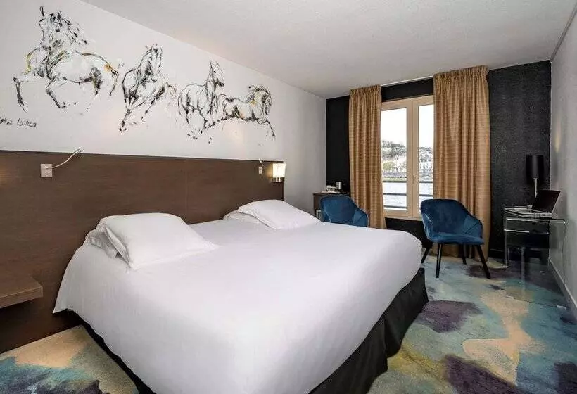 اتاق سوپریور با چشمانداز رودخانه, Mercure Bords De Loire Saumur