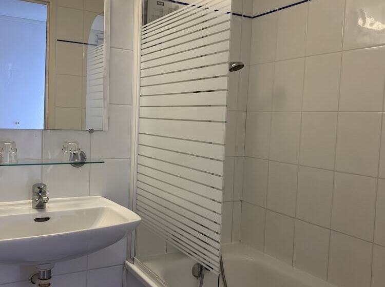 Номер Стандарт Индивидуальный, Shelder Hôtel   Cherbourg En Cotentin   Equeurdreville