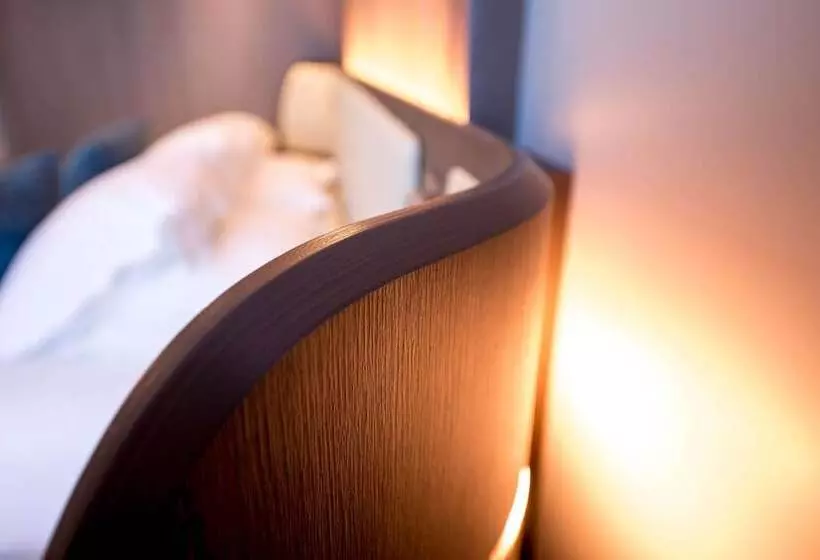 スイート, Best Western Premier Hotel De La Paix