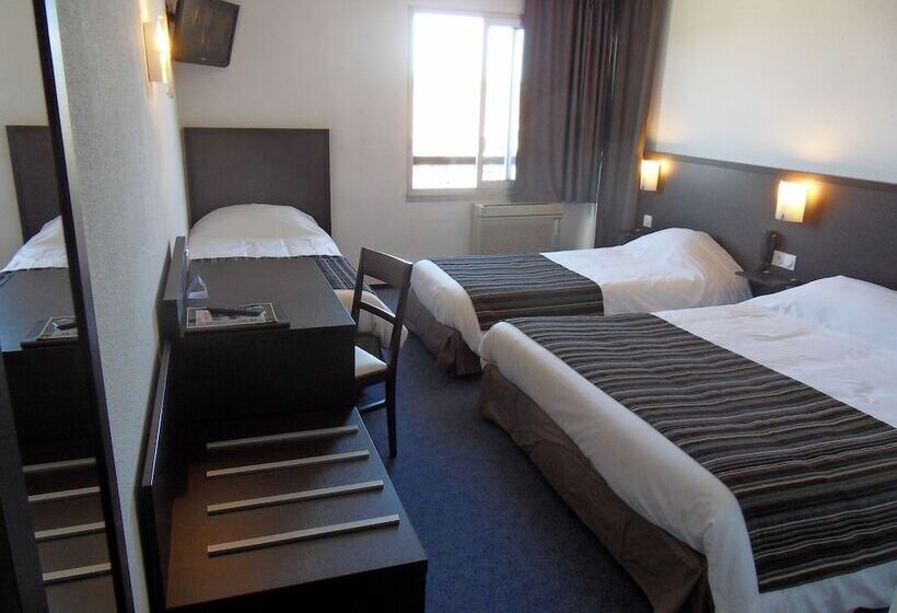 חדר משפחתי, Brit Hotel Opal Centre Port