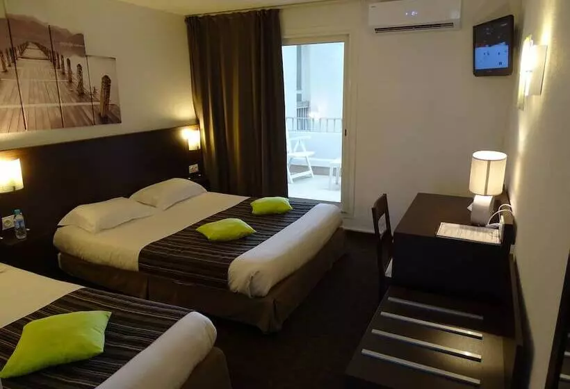 اتاق سوپریور سه تخته, Brit Hotel Opal Centre Port