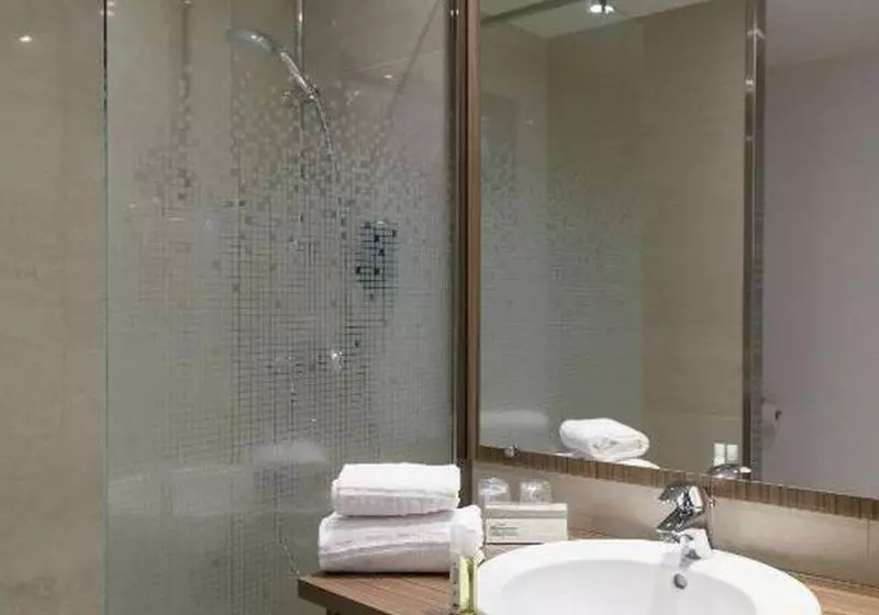 コンフォートルーム, Brit Hotel Toulouse Colomiers – L’esplanade