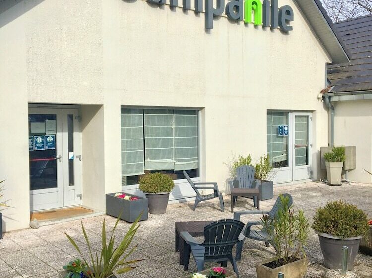 스탠다드 룸 더블 침대, Campanile Aixlesbains