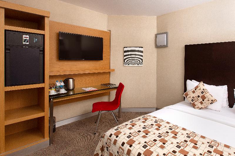 Номер Стандарт, Campanile Grenoble Sud Seyssins