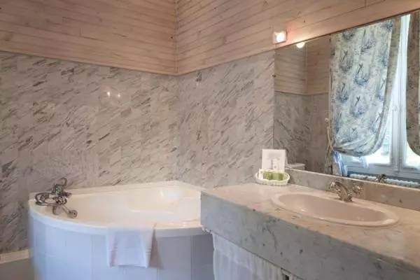 スーペリアールーム, Domaine D Auriac  Relais & Chateaux