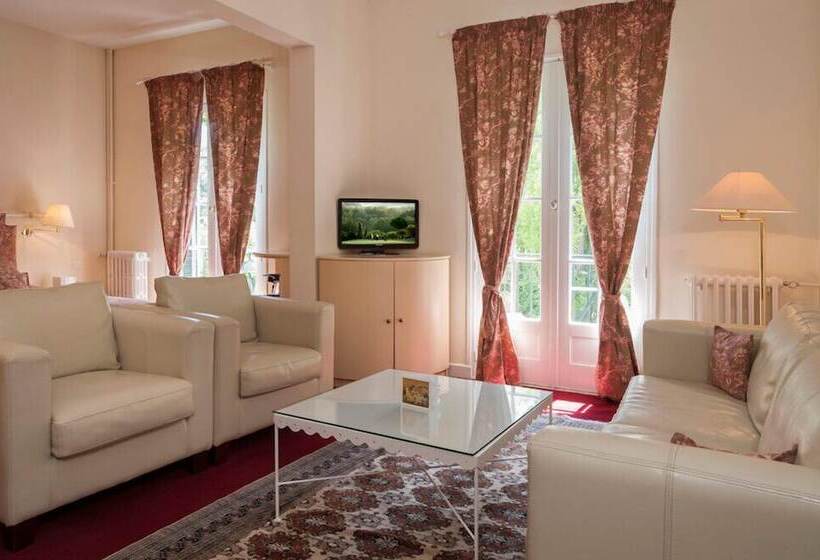 Полулюкс, Domaine D Auriac  Relais & Chateaux