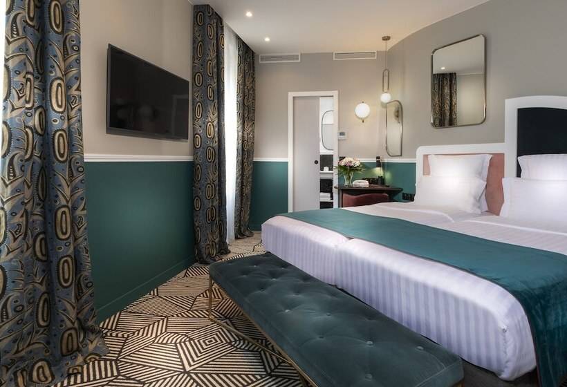 اتاق کلاسیک, Elysa Luxembourg