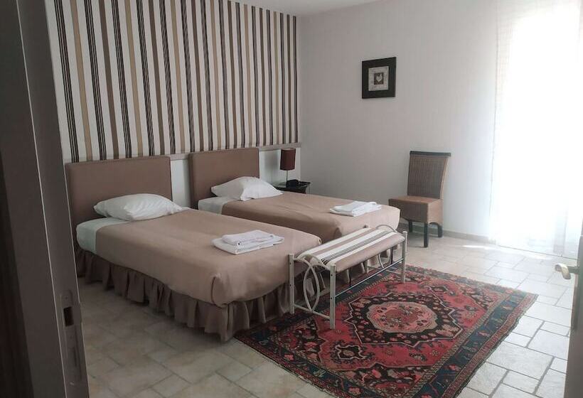 غرفة قياسية لذوى الاحتياجات الخاصة, Château Du Bois Guibert