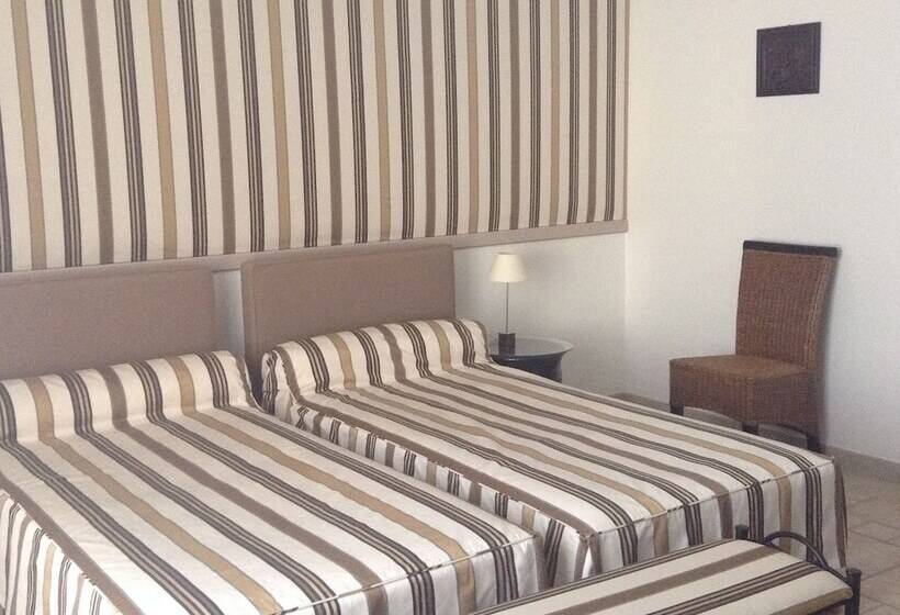 غرفة قياسية لذوى الاحتياجات الخاصة, Château Du Bois Guibert