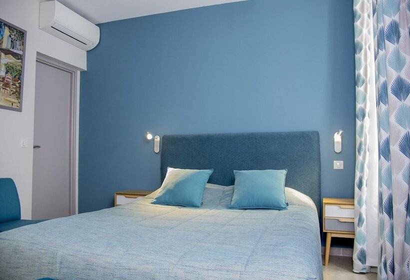 סוויטה, Hôtel Du Musée