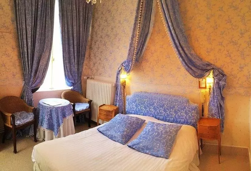 ロマンチックな部屋, Hôtel Le Manoir