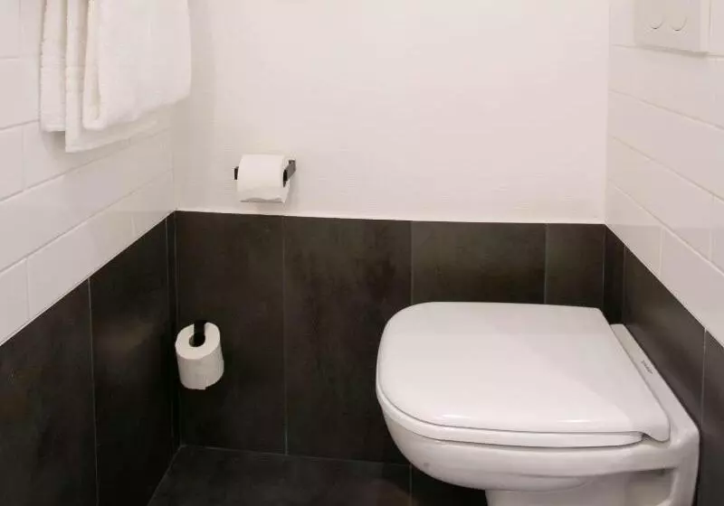 Quarto standart cama de casal, Ibis Avignon Sud