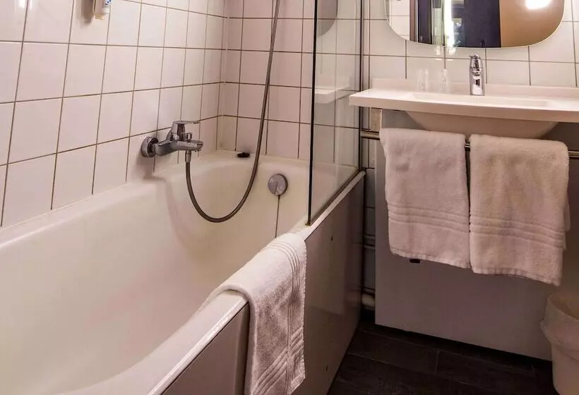ダブルベッドスタンダードルーム, Ibis Colmar Est   Hotel Restaurant En Alsace